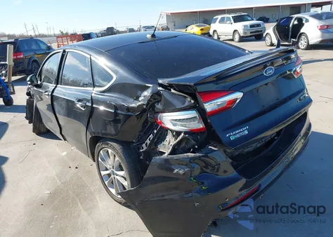 2019 Ford Fusion Energi Titanium from USA, damaged, VIN 3FA6P0SU1KR103927